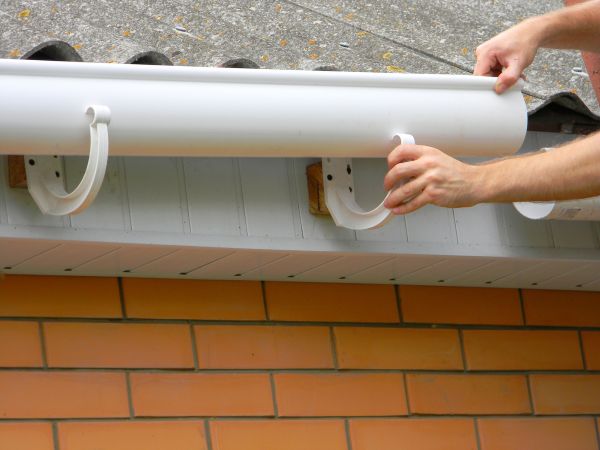 Cost of Half Round Gutter Installation in Lake Orion