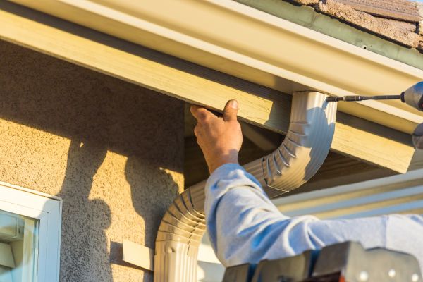 Aluminum Rain Gutter Service in Lake Orion